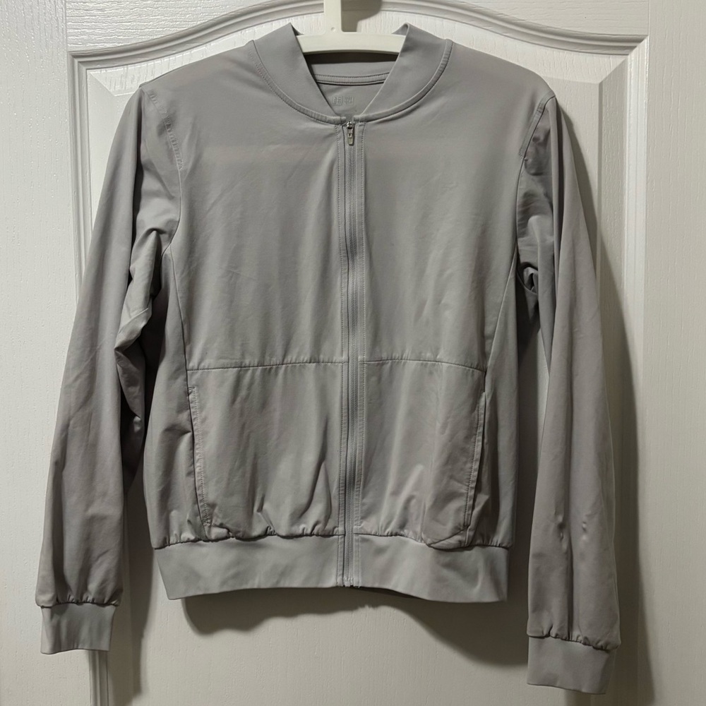 UNIQLO AIRISM FULL ZIP JACKET